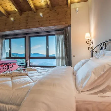 The View Village - & Karpenísion