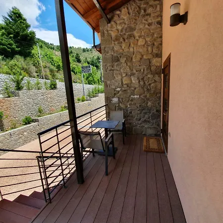 Willa The View Village - & Karpenísion