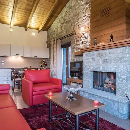 Vila The View Village - & Karpenísion