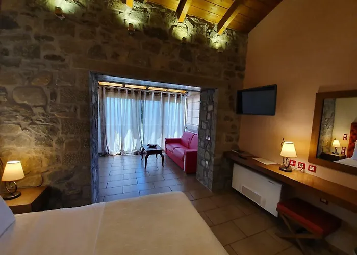 The View Village - & * Karpenisi